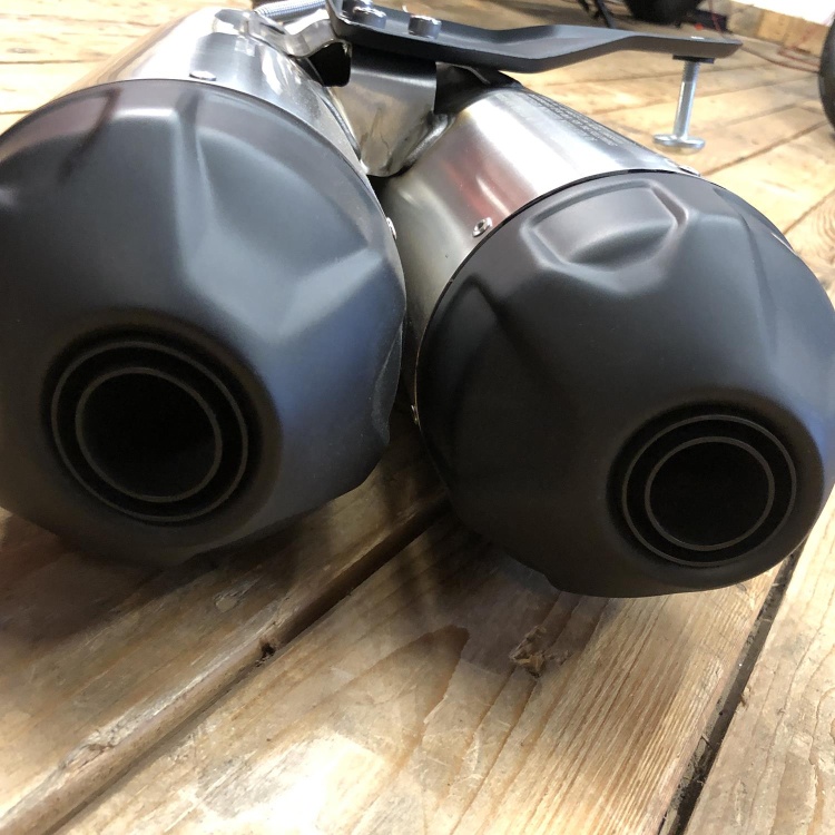 Indian FTR 1200 original exhaust silencer